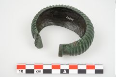 Foto von Bronzemelonenarmreif (NHMW-PRAE-026064)